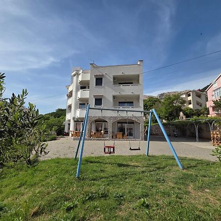 Apartments Leticia Baska  Exterior photo