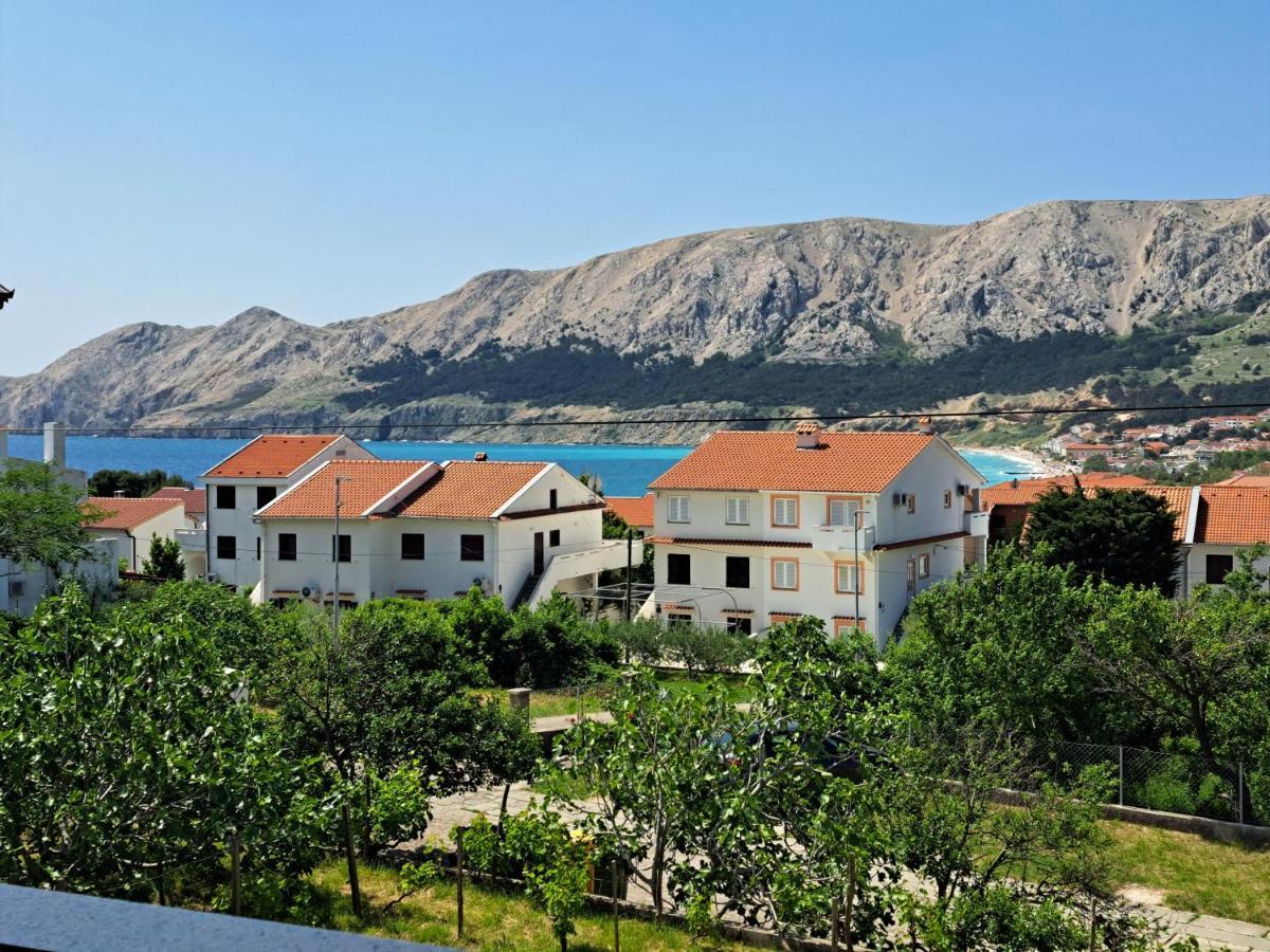 Apartments Leticia Baska  Exterior photo