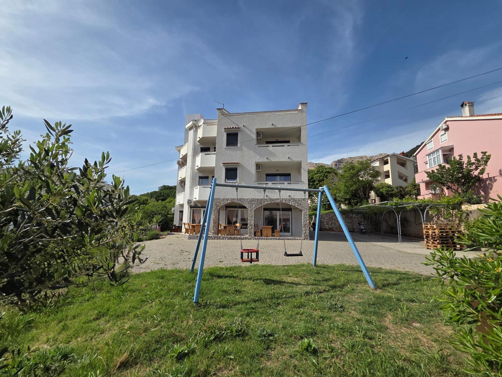 Apartments Leticia Baska  Exterior photo