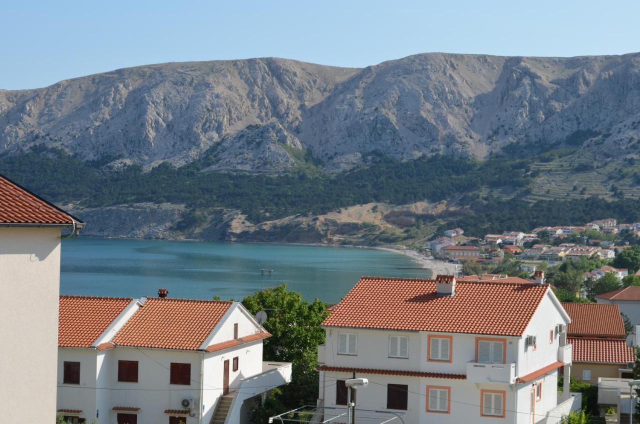 Apartments Leticia Baska  Exterior photo